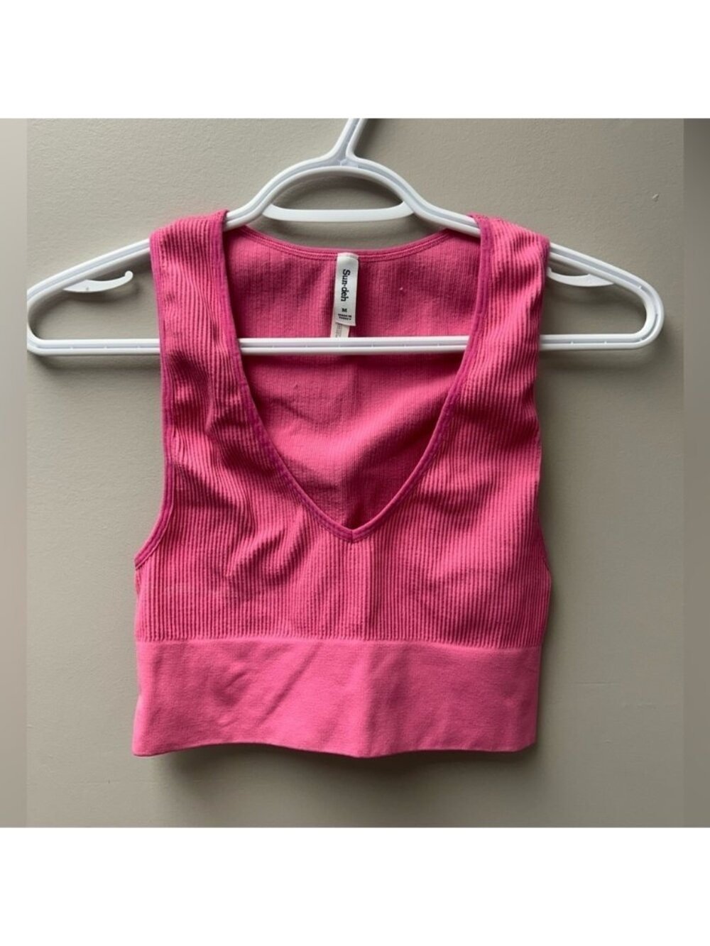 Aritzia Sun•Deh Pink Ribbed Cropped‎ Tank Top